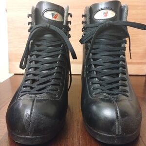 Riedel Model 120 Award Boots